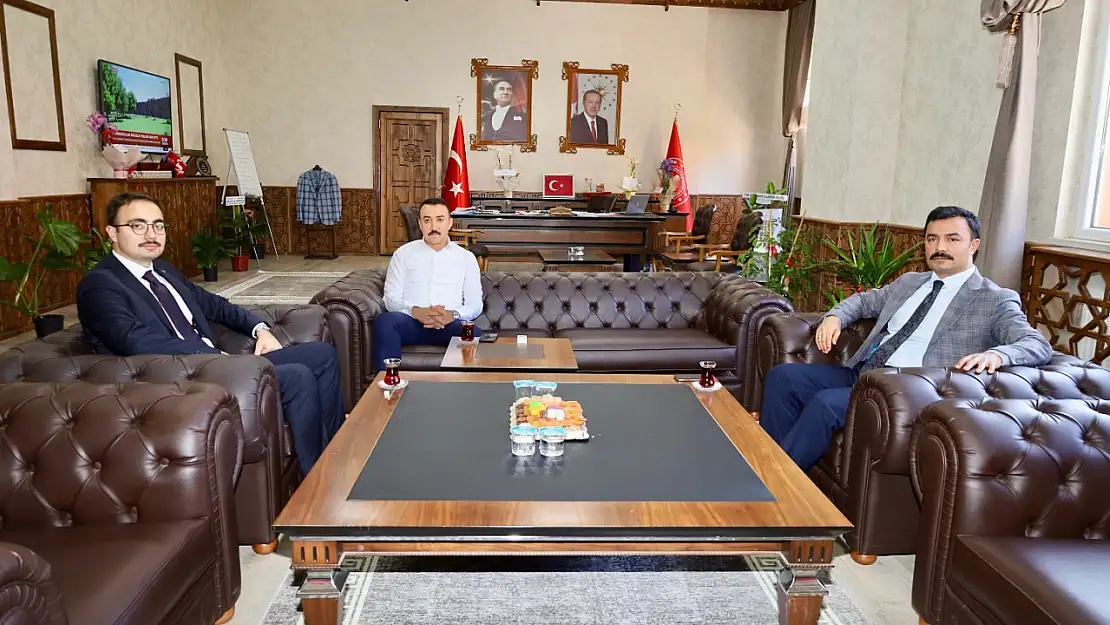 Kaymakam Soysal ve Yıldız'dan Çelikhan Kaymakamı Pelvan'a ziyaret