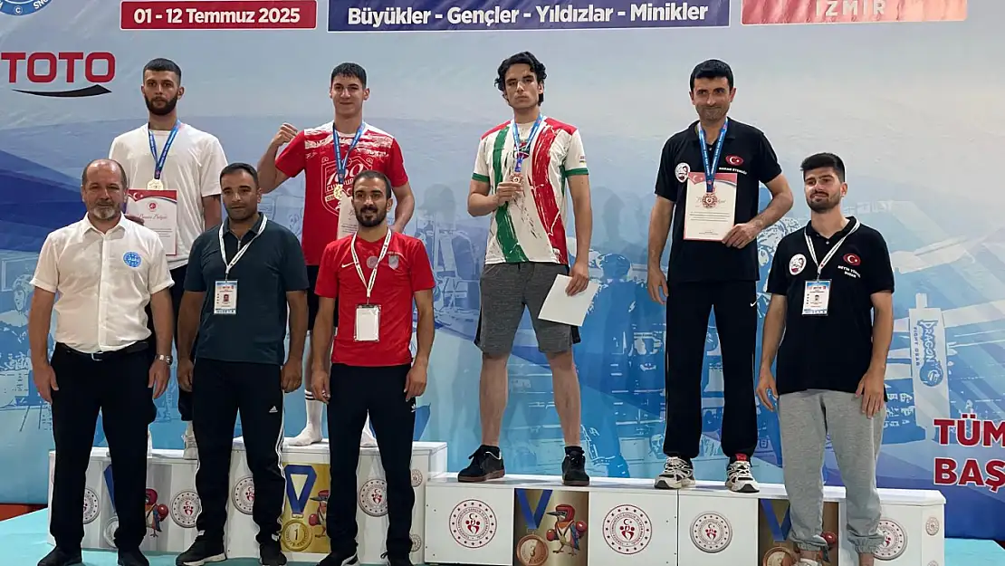 Kick Boksta Adıyamanlı sporculardan büyük başarı
