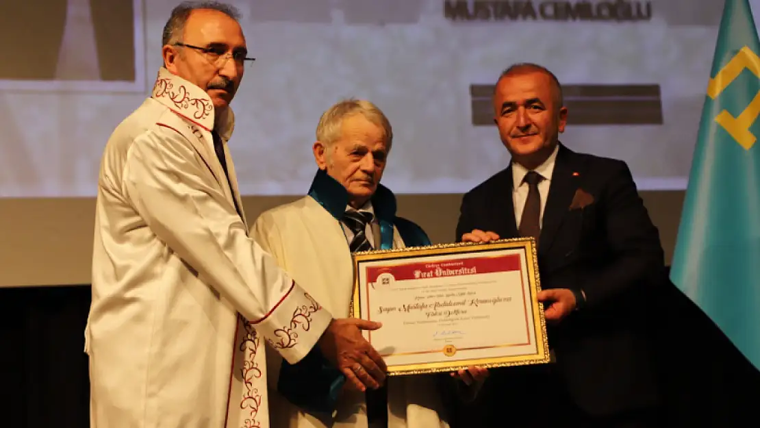 Kırımoğlu'na Elazığ'da Doktora ve Fahri Hemşehrilik unvanı verildi