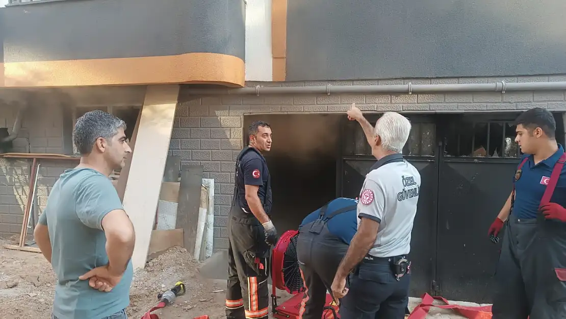 Malatya'da depo yangını