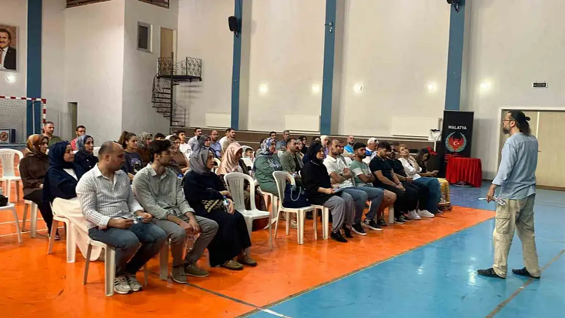 Malatya'da Gençlik Liderlerine Yönelik