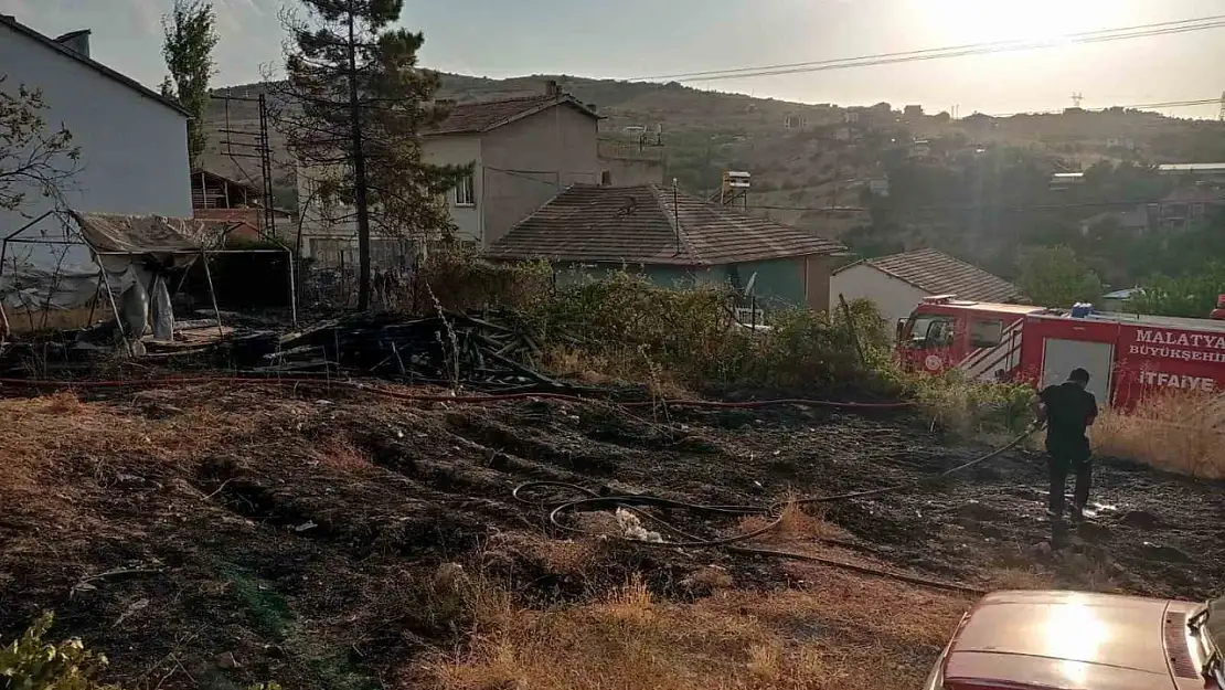 Malatya'da iki ayrı noktada bahçe yangını