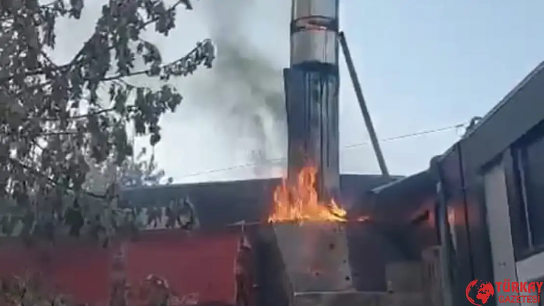 Malatya'da konteyner iş yerinde yangın