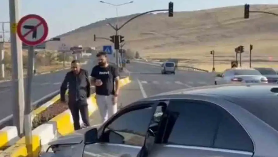 Mardin'de trafik kazası: 2 yaralı