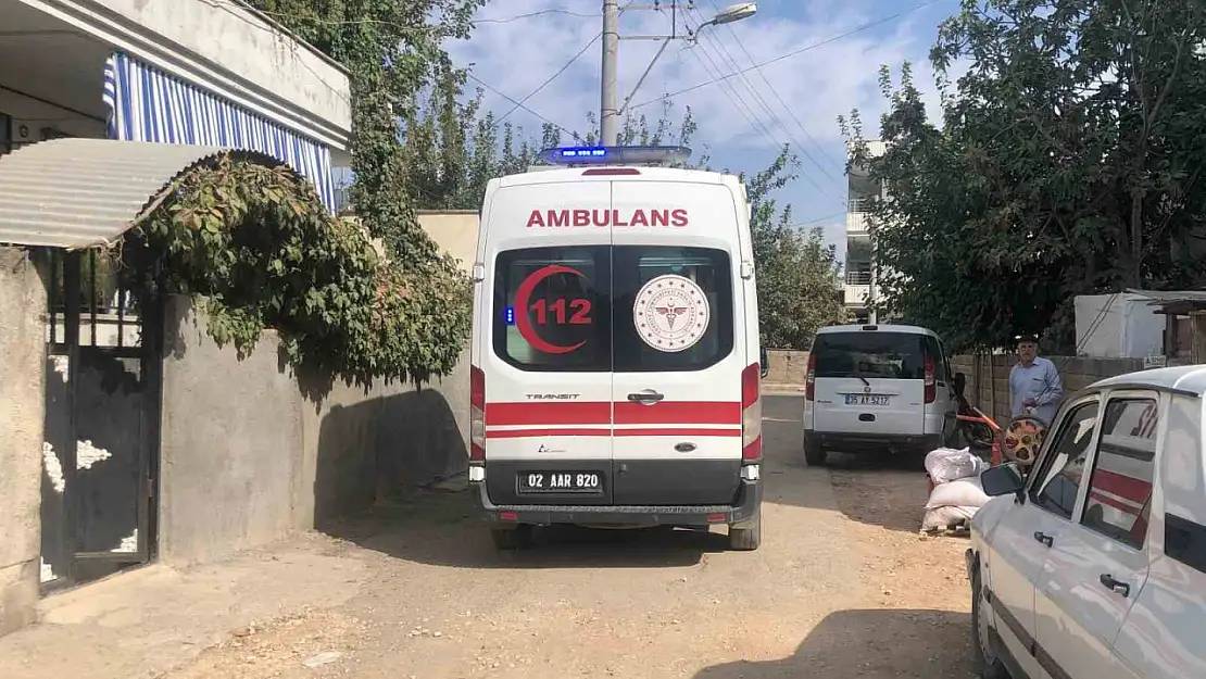 Adıyaman'da inşaat merdiveninden düşen işçi yaralandı