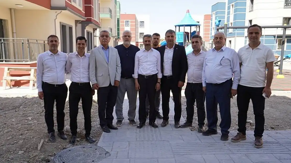 Milletvekili Alkayış Samsat'ta kalıcı konutlarda incelemelerde bulundu