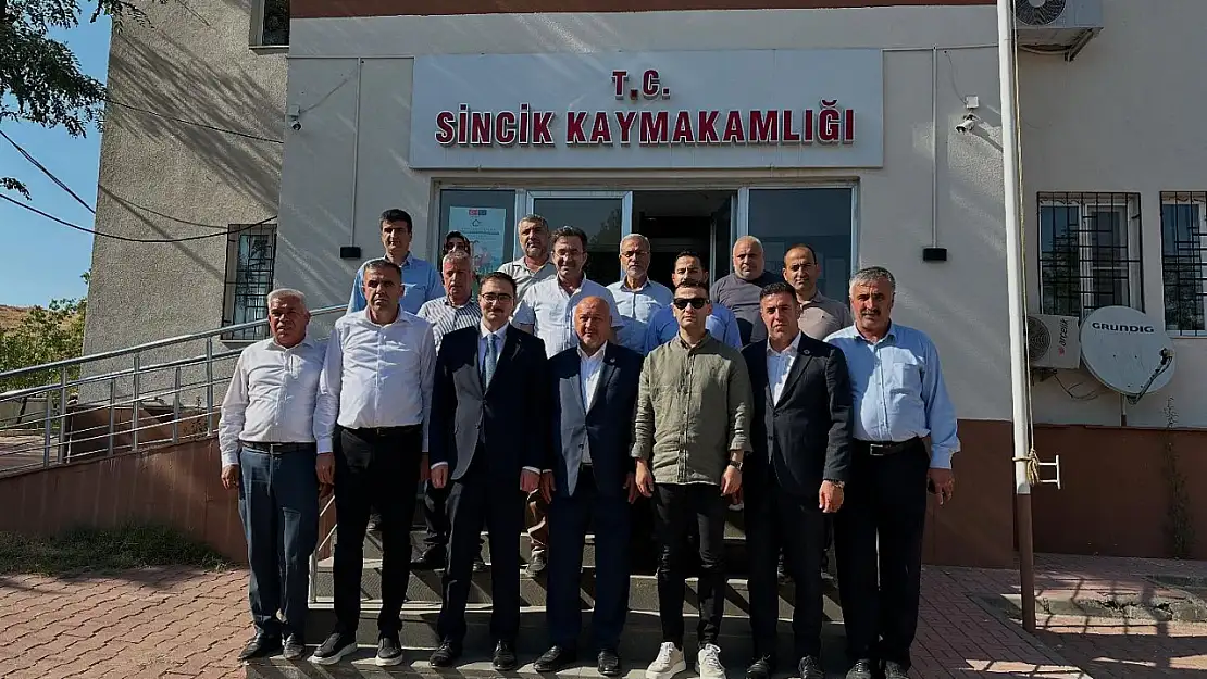Milletvekili Kurt ve beraberindeki heyetten Sincik Kaymakamlığına ziyaret