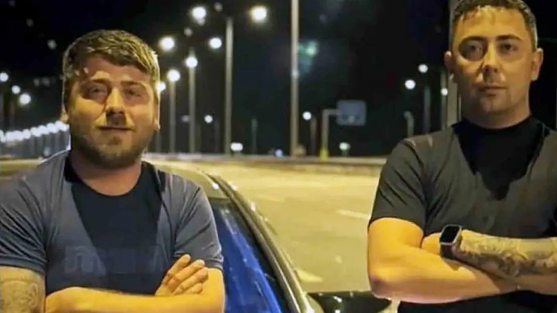 Motosiklet ağaca çarptı: İki kardeş hayatını kaybetti