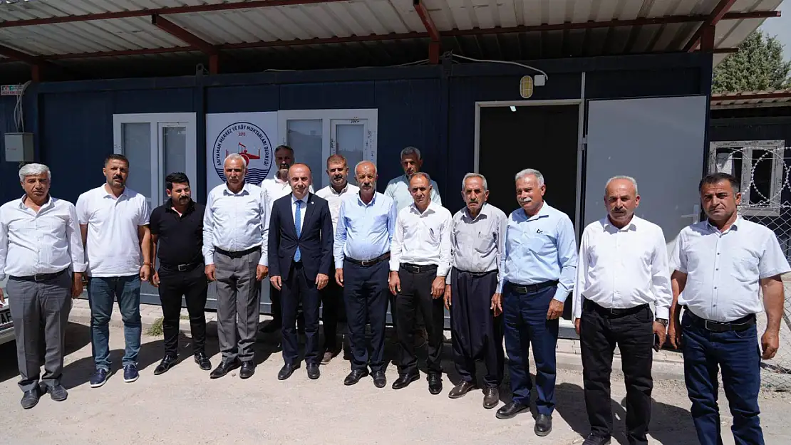 Rektör Keleş muhtarlarla bir araya geldi
