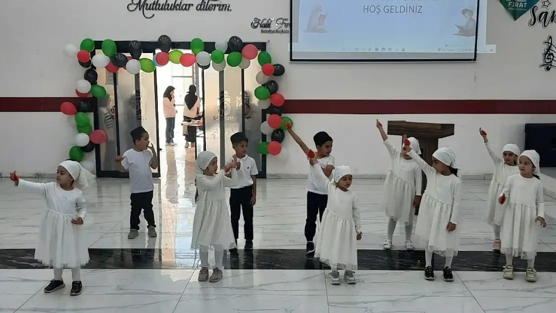 Samsat'ta Kur'an Kursu öğrencileri yılsonu programı düzenledi