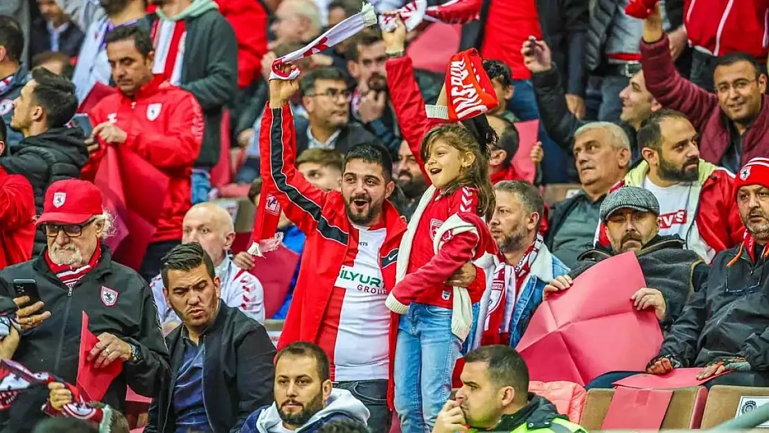 Samsunspor yönetiminden taraftara jest