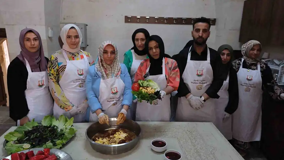 Şanlıurfa'da yöresel yemeklerin yeni nesillere aktarılması için yoğun çalışma
