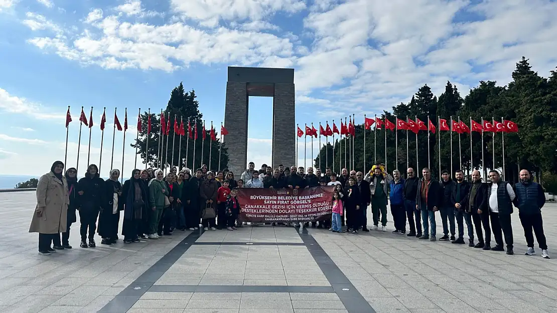 Şehit Yakınları ve Gaziler tarihi mekanları ziyaret etti