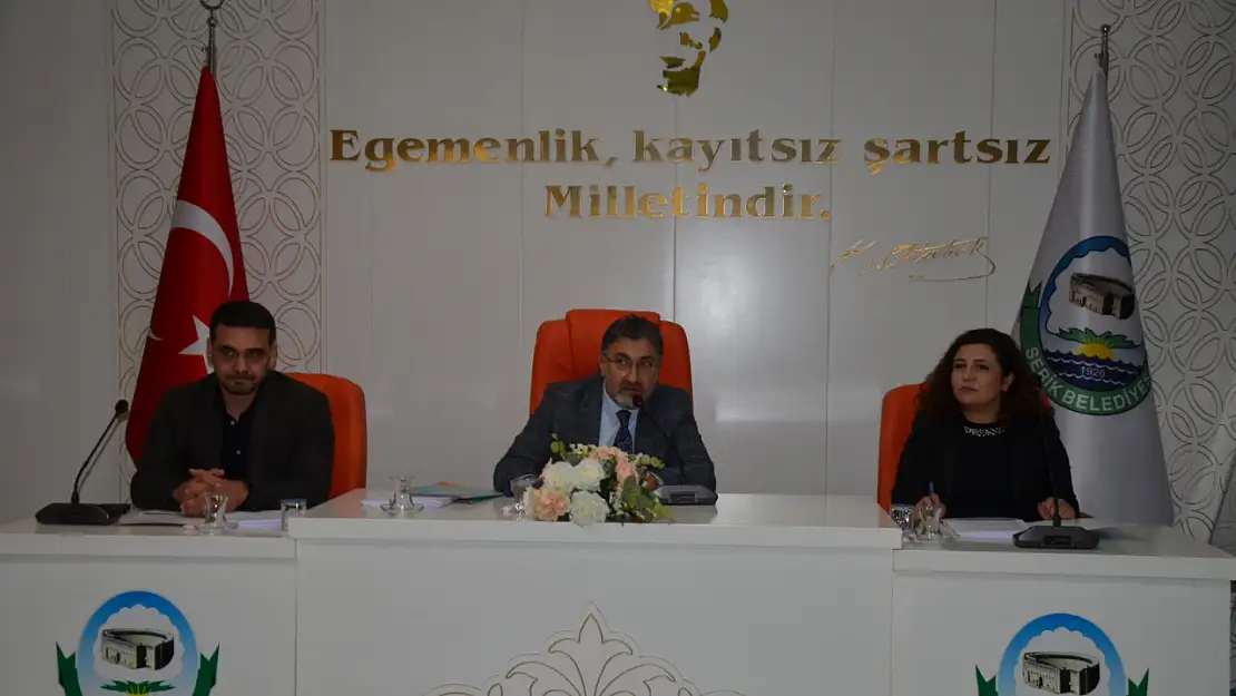 Serik Belediyesi yeni yılın ilk meclis toplantısını yaptı