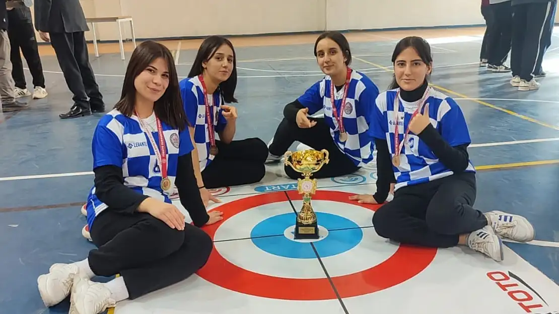 Servi Erdemoğlu Kız MTAL Floor Curling Adıyaman şampiyonu oldu