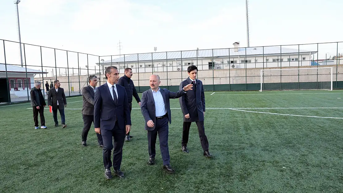 Sümerevler Mahallesi Atletizm Pisti ve Futbol Sahası yenilendi