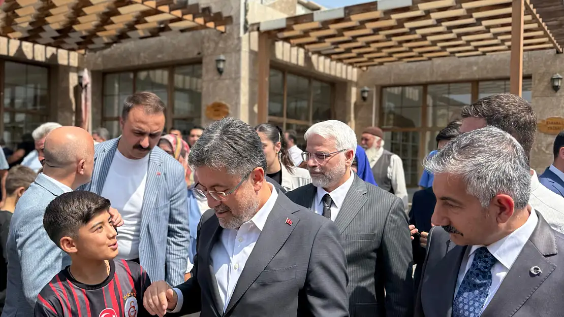 Tarım ve Orman Bakanı İbrahim Yumaklı, Adıyaman'da Yöresel Ürün Üreten Kadınlarla Buluştu
