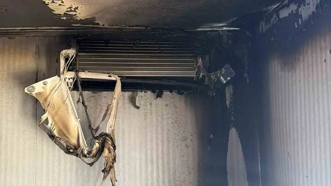 Üç gün açık bırakılan klima yangına neden oldu