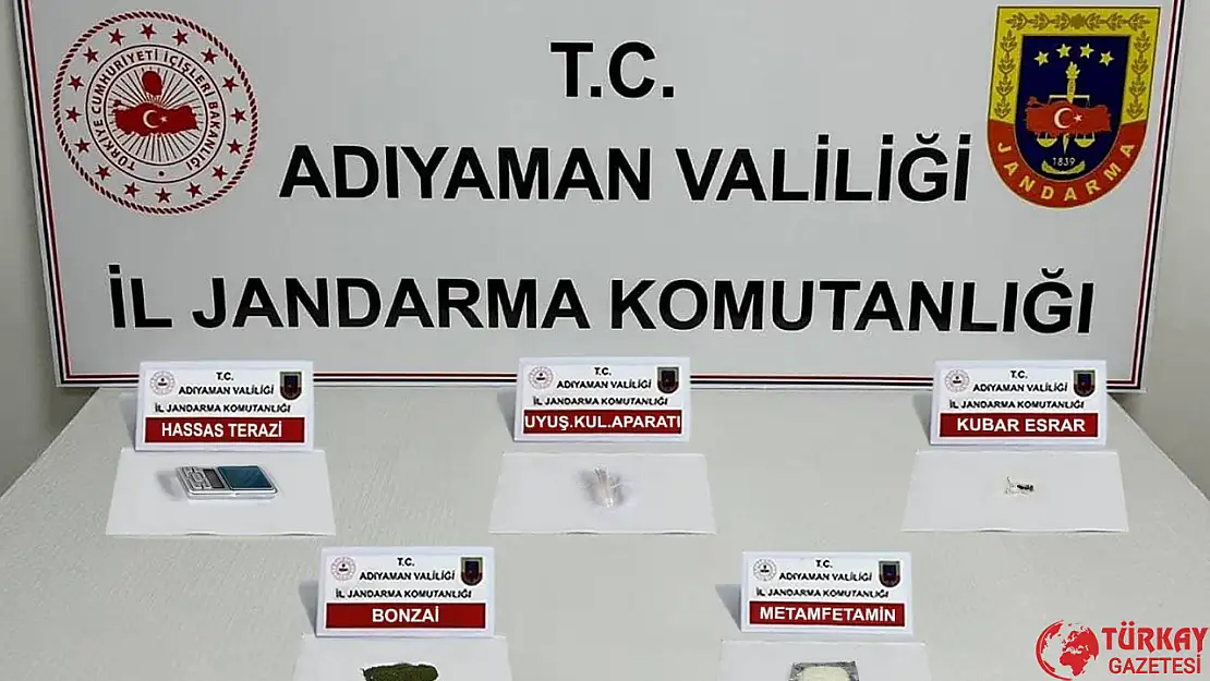 Uyuşturucu operasyonunda 12 şahıs yakalandı