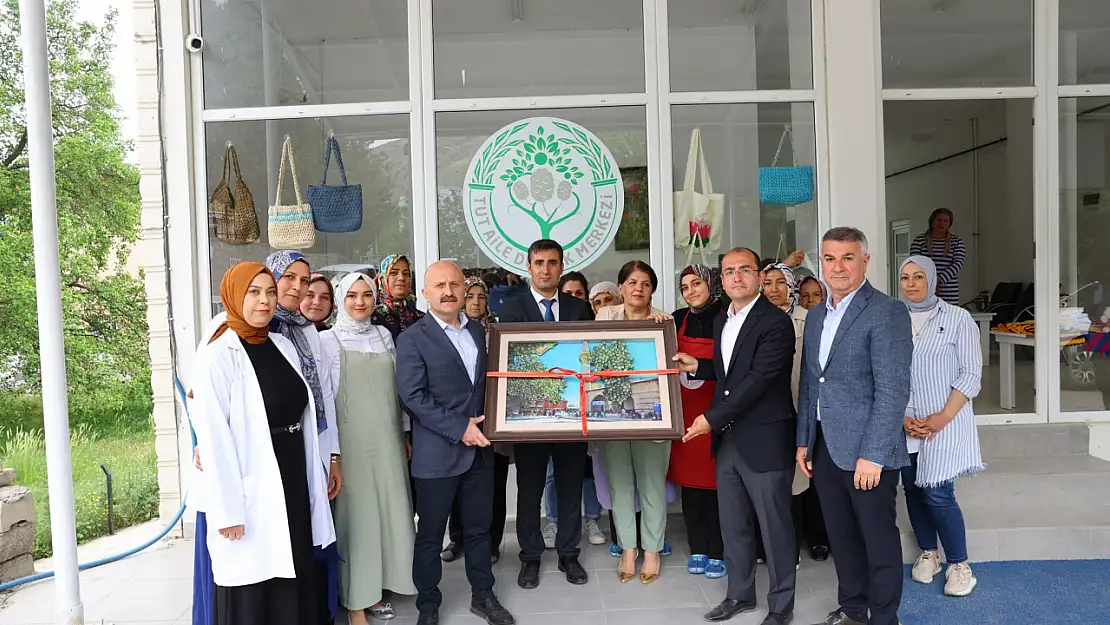 Vali Varol'dan Tut Aile Destek Merkezine ziyaret