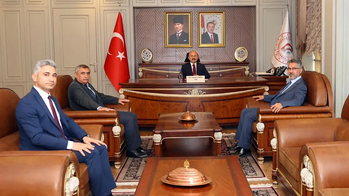 Vali Varol, SGK İl Müdürü Fuat Tekin'i kabul etti