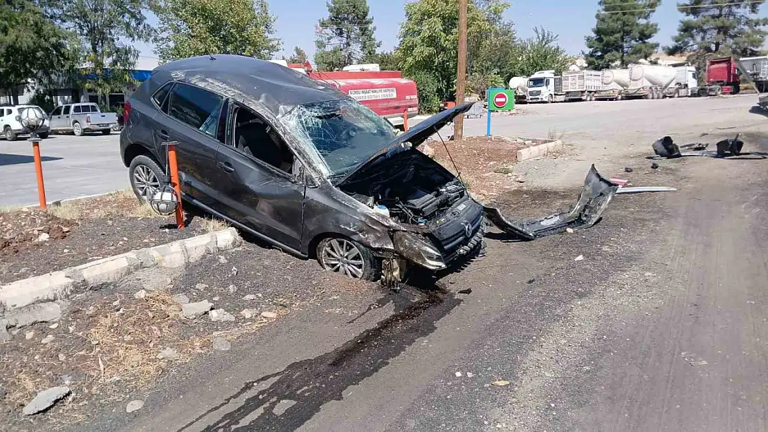 Adıyaman Gölbaşı yolunda virajı alamayan otomobil takla attı