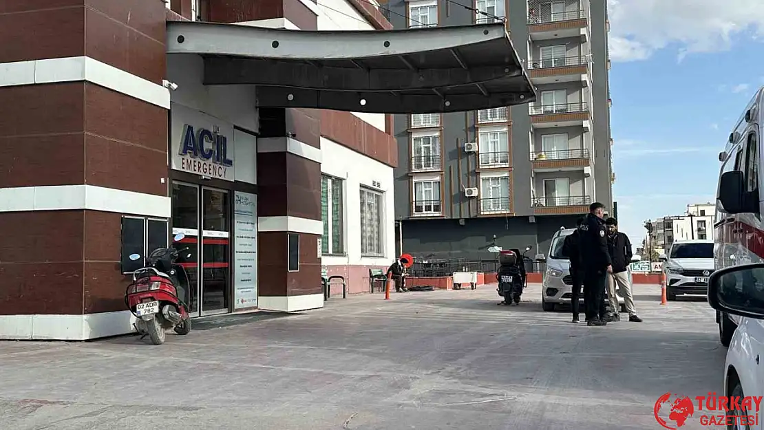 Yatağında hareketsiz bulunan bebek hastanede hayatını kaybetti