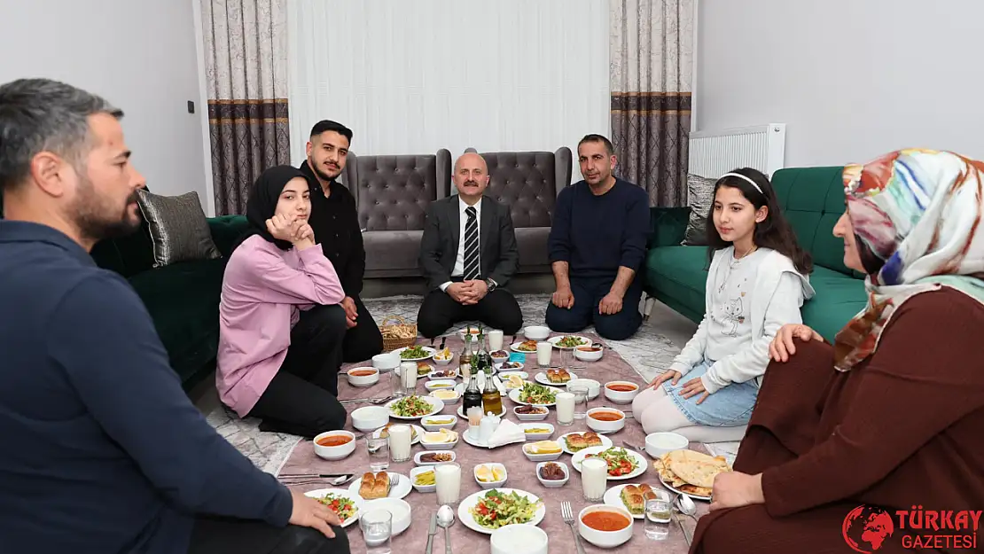 Yeni yuvada iftar mutluluğu