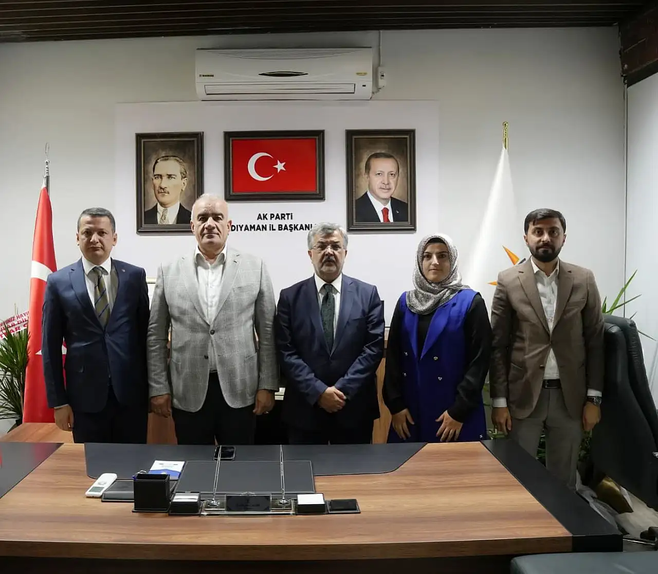 Milletvekili Özhan'dan Başkan Çadır'a ziyaret