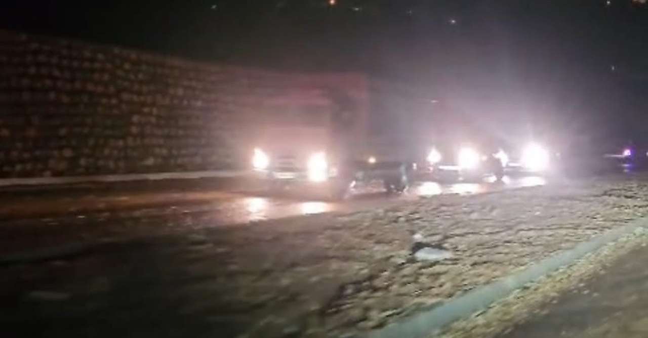 Besni'de yeni yapılan çevre yolu ve istinat duvarı tehlike saçıyor