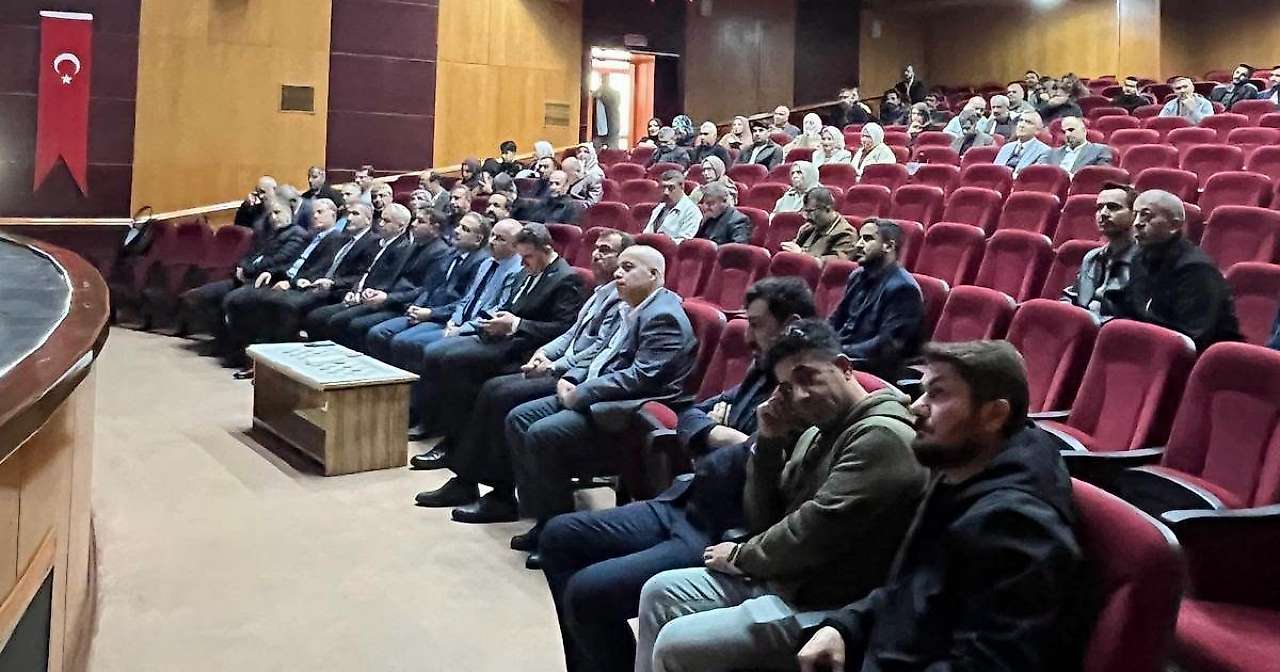 Kahta'da okul İdarecilerine Yönelik Eğitimde Yenilikler Konferansı Düzenlendi