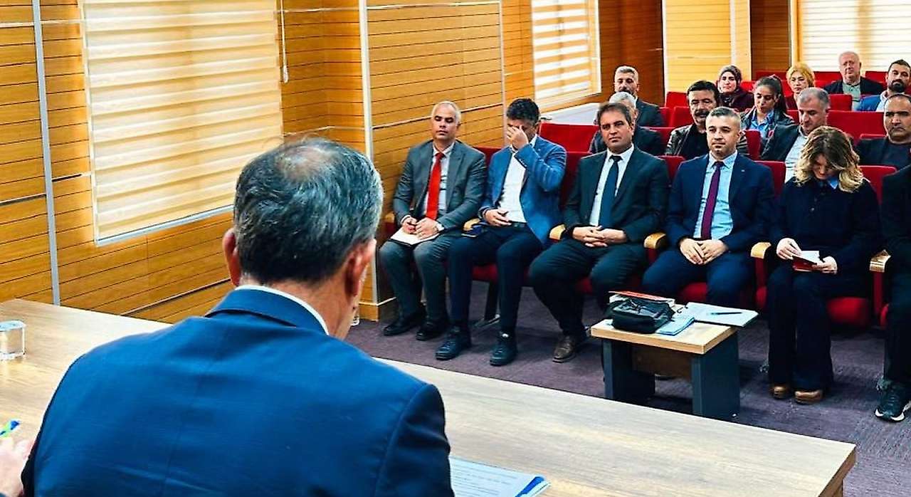 Sincik'te Ekim Ayı Eğitim Değerlendirme Toplantısı gerçekleştirildi