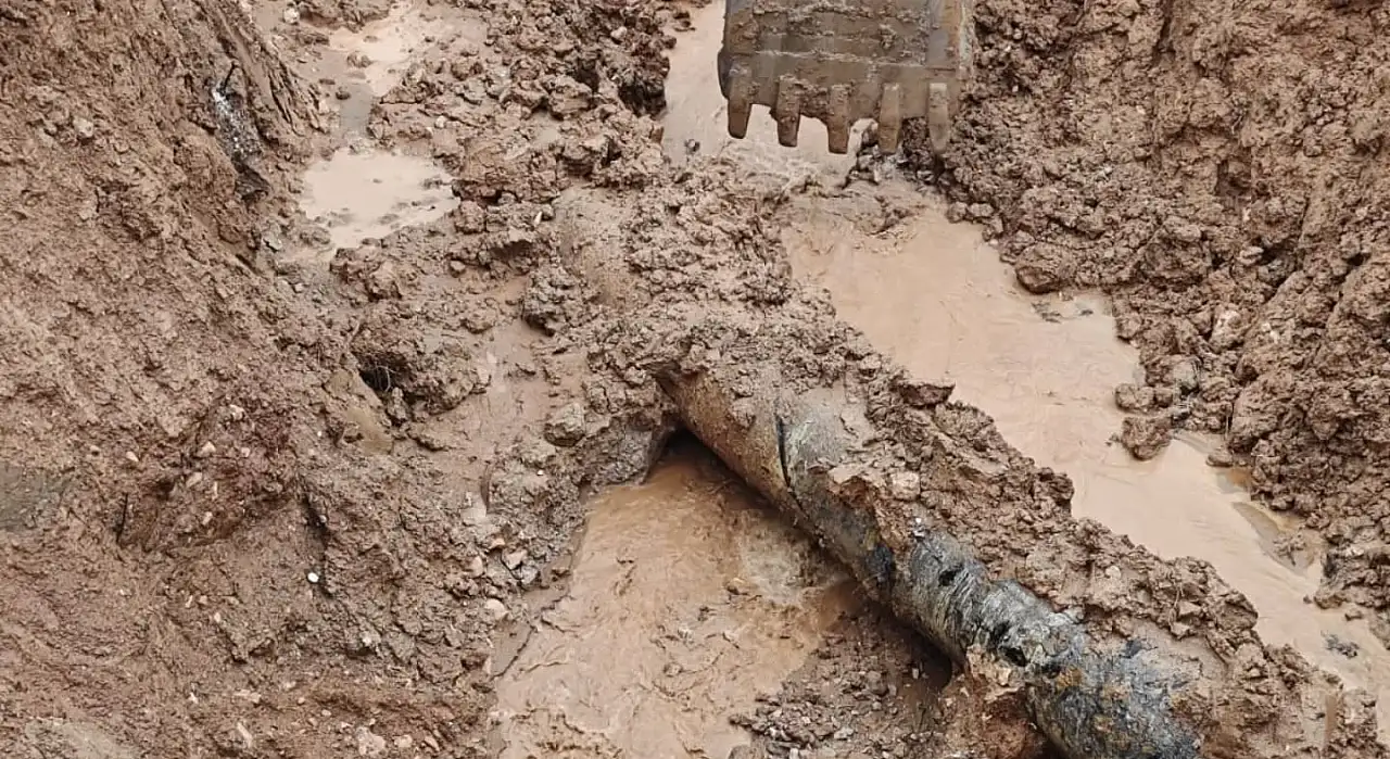 Kahta Belediye personellerinden Haydaran ishale hattında yoğun mesai