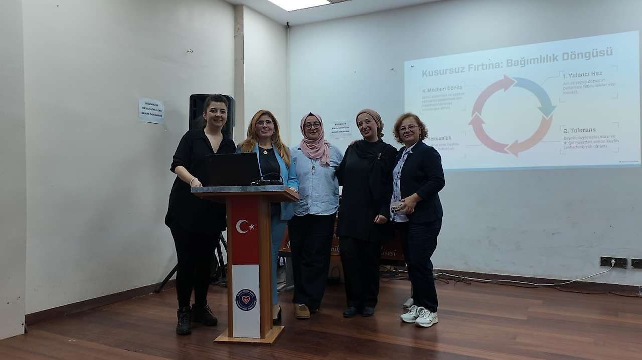 Gölbaşı'nda 'Güvenli İletişim, Güçlü Bağlar, Birlikte Güçlü Gençlik' Programı Düzenlendi