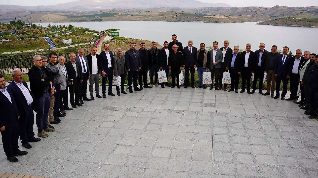 Başkan Hallaç Ortak gayemiz Kahta'ya hizmet