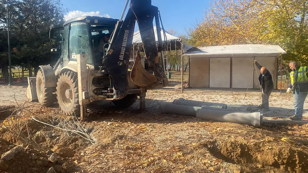 Gölbaşı Belediyesinden park ve refüjlerde bakım onarım çalışması