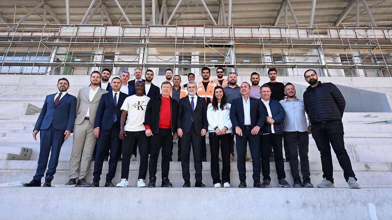 Türk futbolunun efsane isimleri, spor şehri Kahramanmaraş'ta buluştu