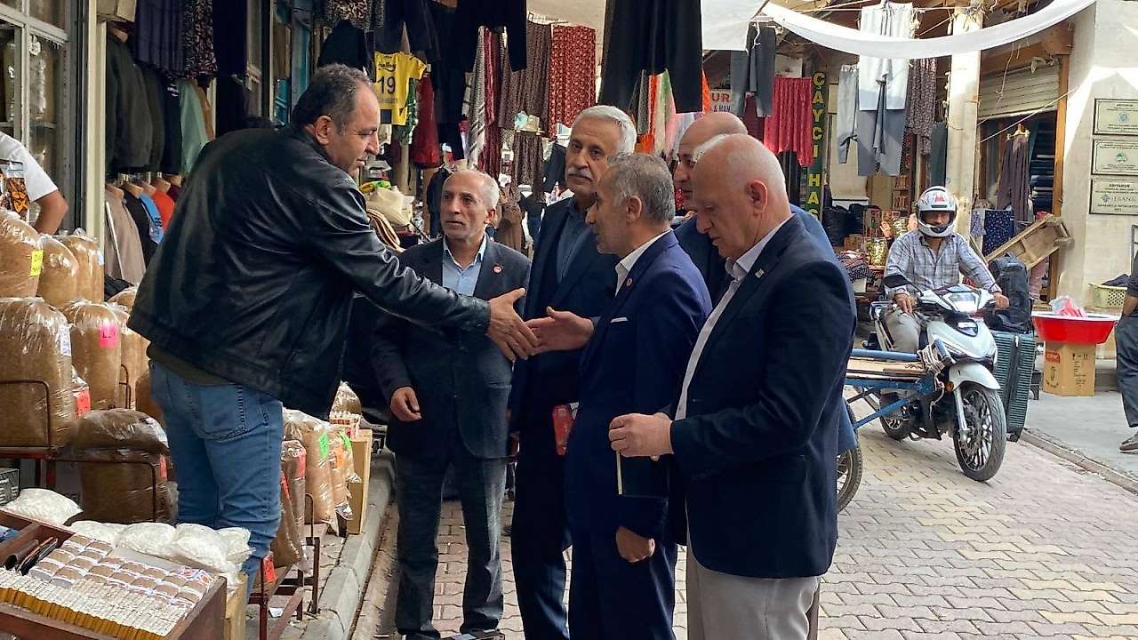 Yeniden Refah Partisi teşkilat üyelerinden esnaf ziyareti