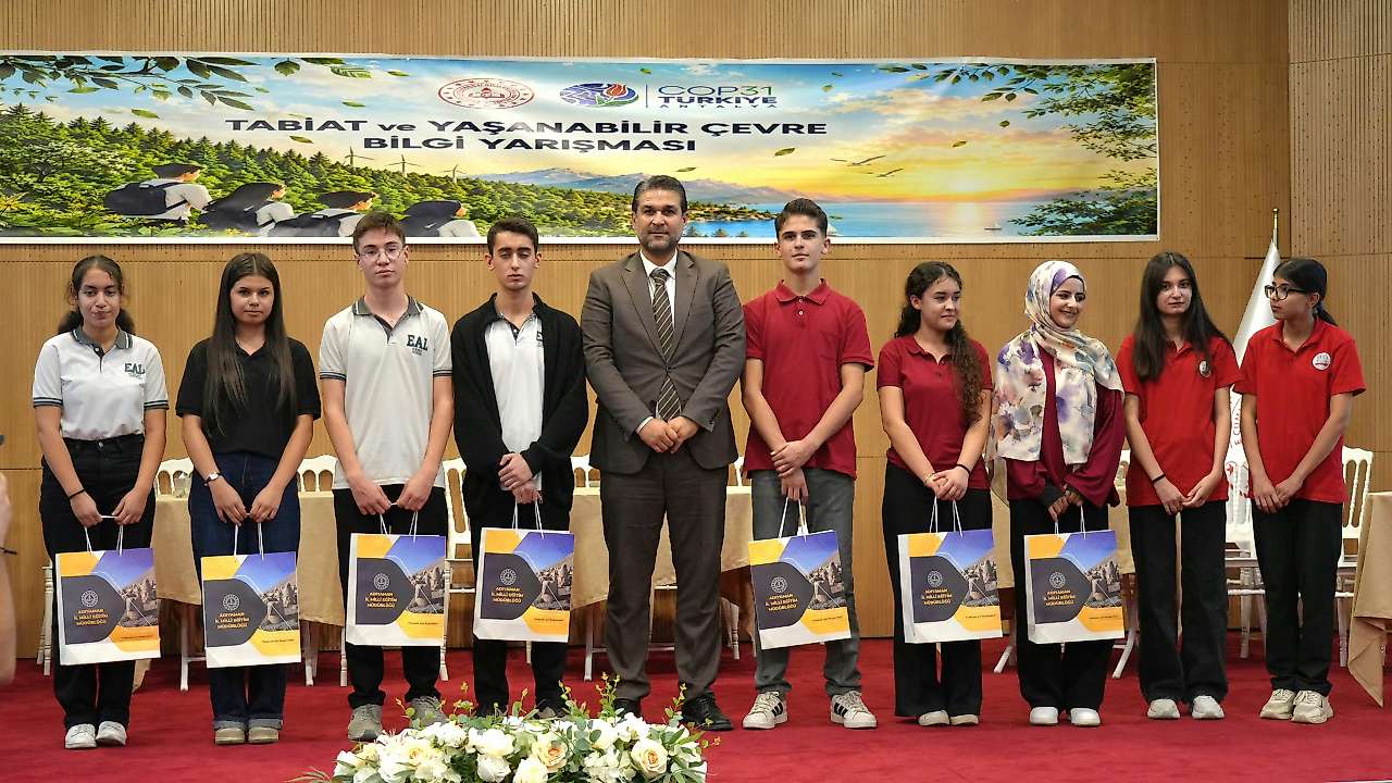 Adıyaman'da Tabiat ve Yaşanabilir Çevre Bilgi yarışması finali gerçekleştirildi