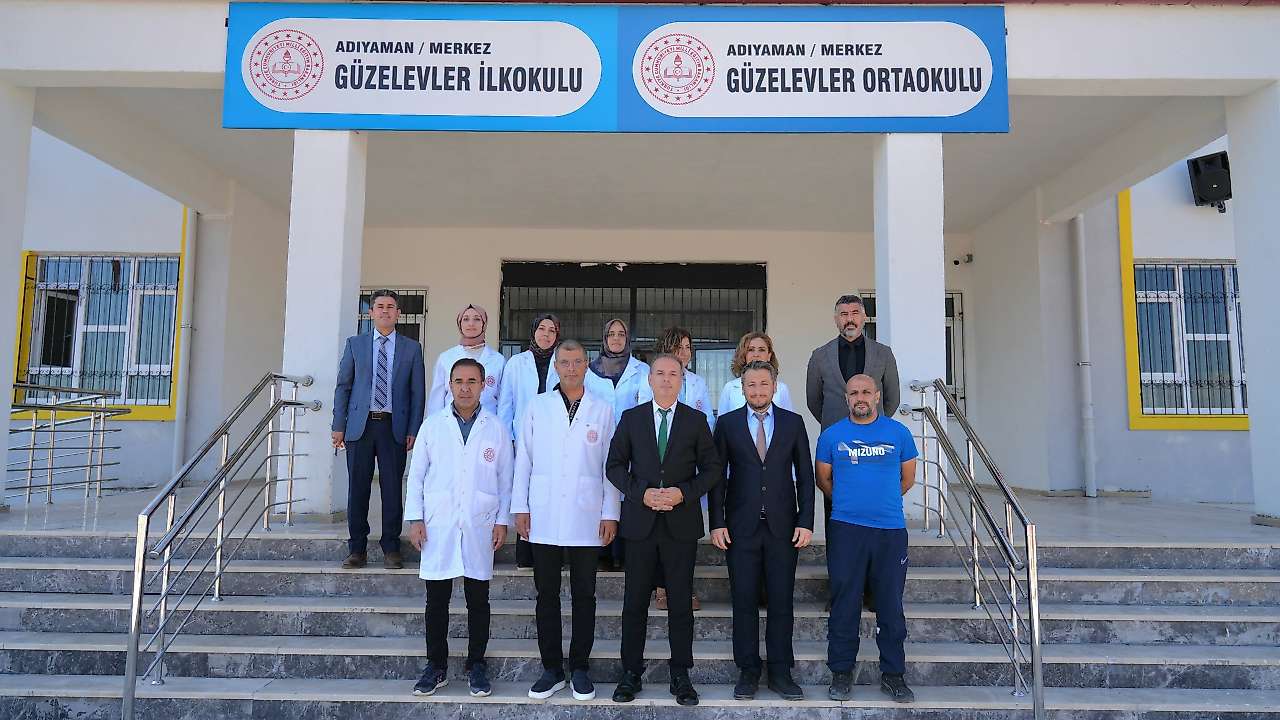 İl Müdürü Tosun Güzelevler İlk ve Ortaokulunda öğrenci ve öğretmenlerle bir araya geldi