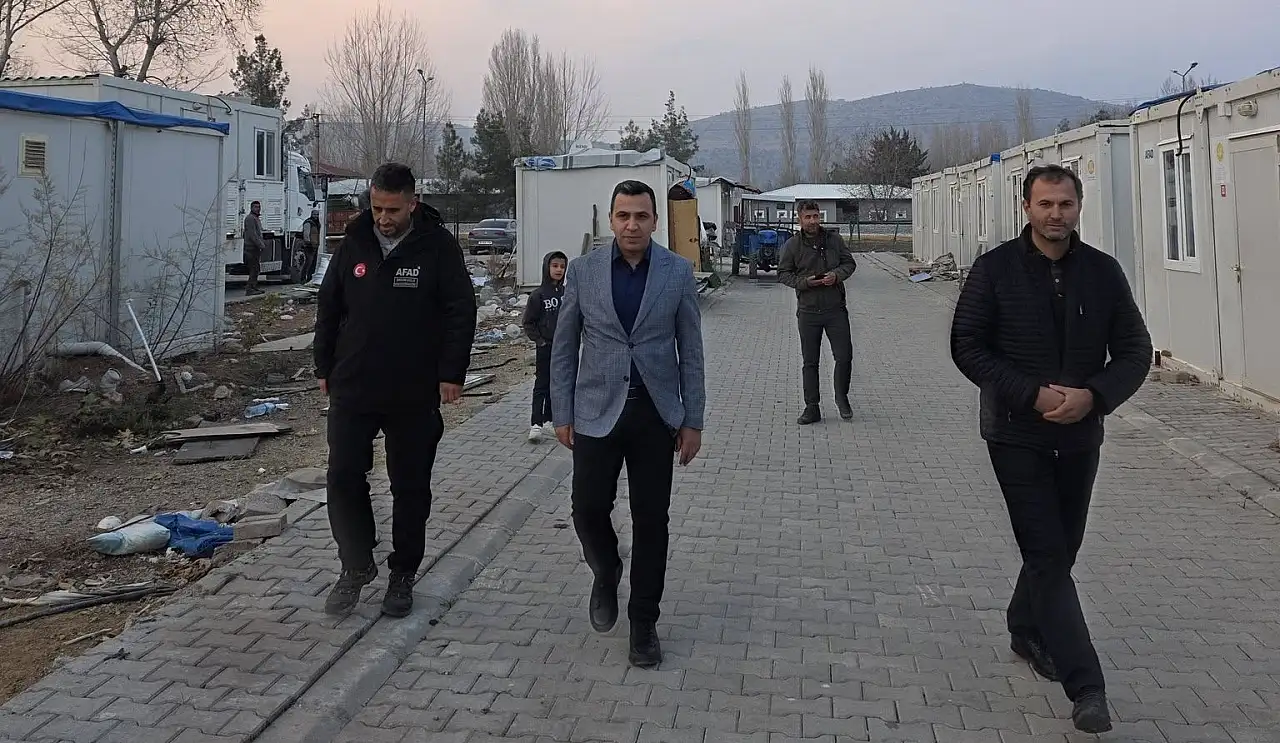 Kaymakam Algın, Diyanet Konteyner Kentte incelemelerde bulundu