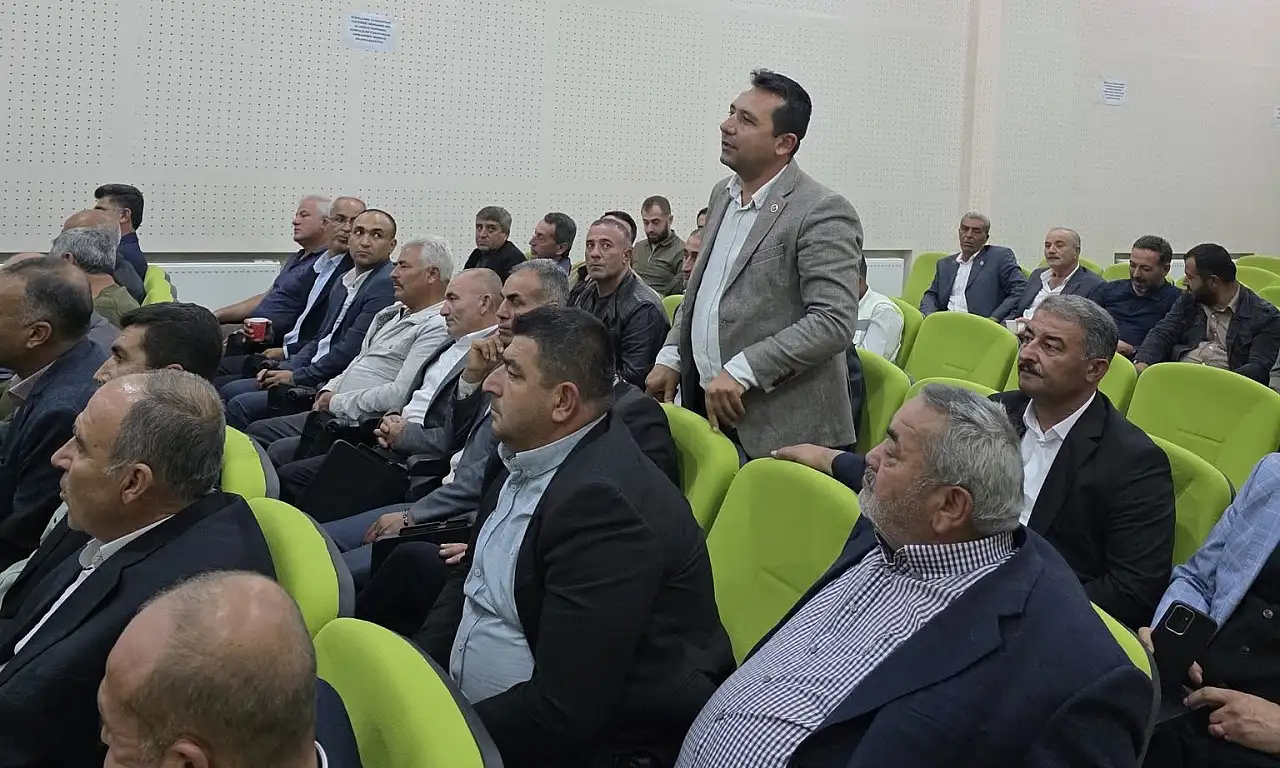 Gölbaşı'nda kalıcı konutlar ve altyapı çalışmaları değerlendirme toplantısı gerçekleştirildi