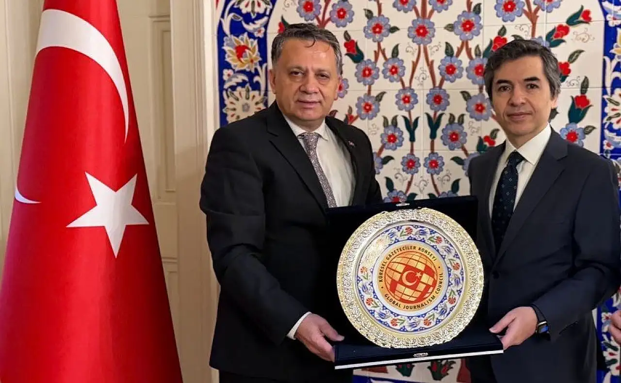 Küresel Gazeteciler Konseyinden Londra Büyükelçisi Ertaş'a ziyaret