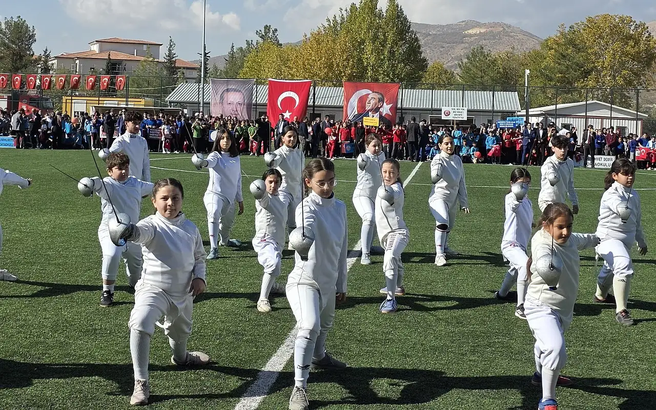 Gölbaşı'nda 29 Ekim Cumhuriyet Bayramı coşkusu yaşandı