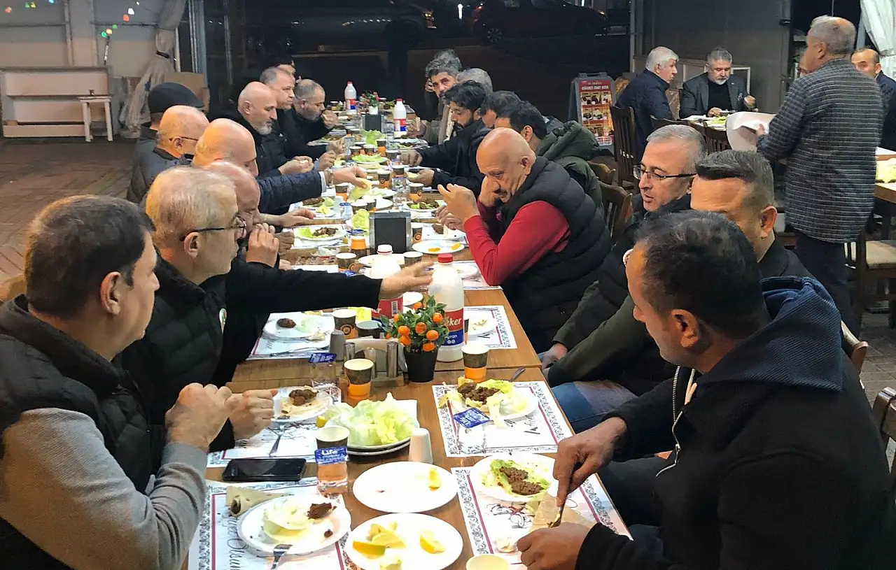 Adıyamanlı Ciğerci Suat ustadan örnek davranış