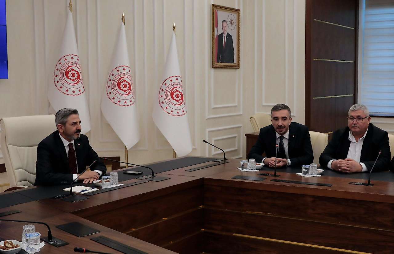 Bakan Yardımcısı Ahmet Aydın, ATSO heyetini ağırladı