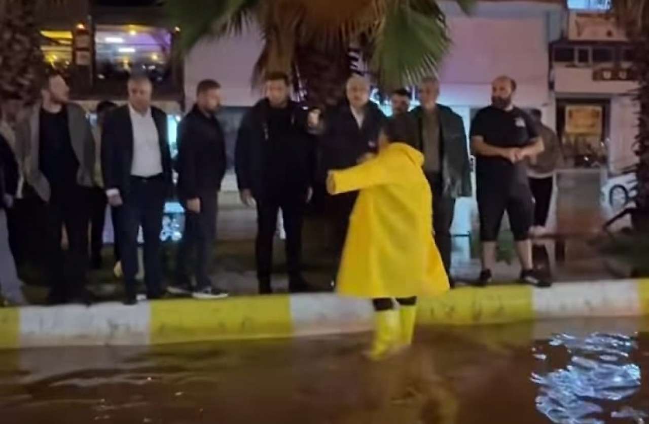 Başkan Hallaç: Tüm ekiplerimizle sahadayız