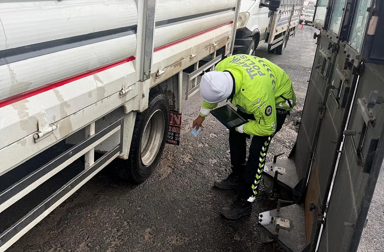 Gölbaşı'nda Kış Lastiği denetimi yapıldı
