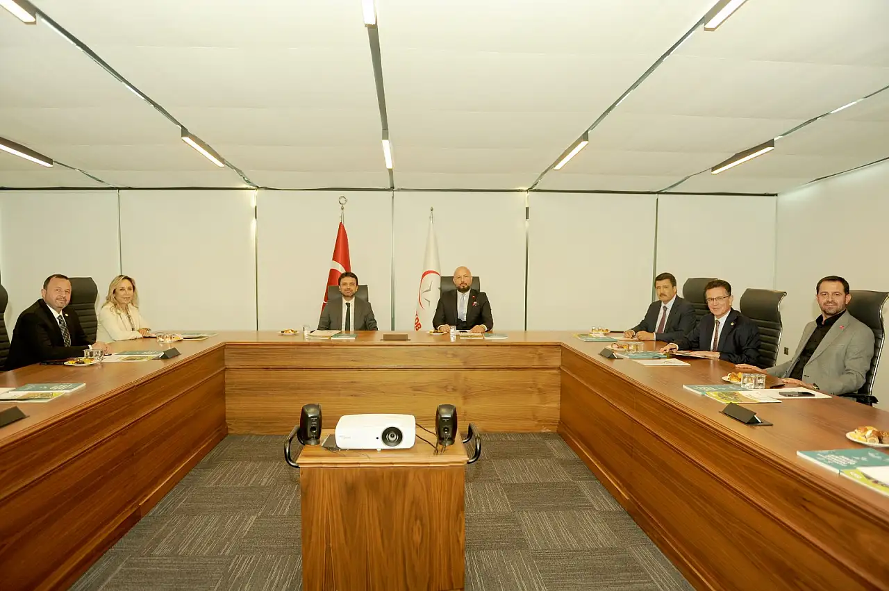 AK Parti Antalya Milletvekilleri TÜRKTOB'u ziyaret etti