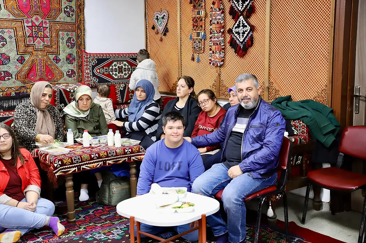 Özel gereksinimli bireylerin anneleriyle anlamlı buluşma